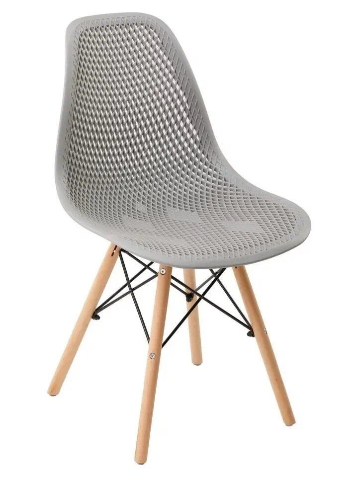 stul-eames-svetlo-seryj_White.800x600